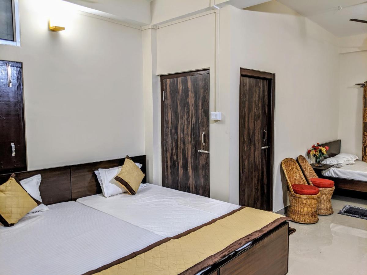 Townhouse - The Urban Inn Dibrugarh Exterior foto