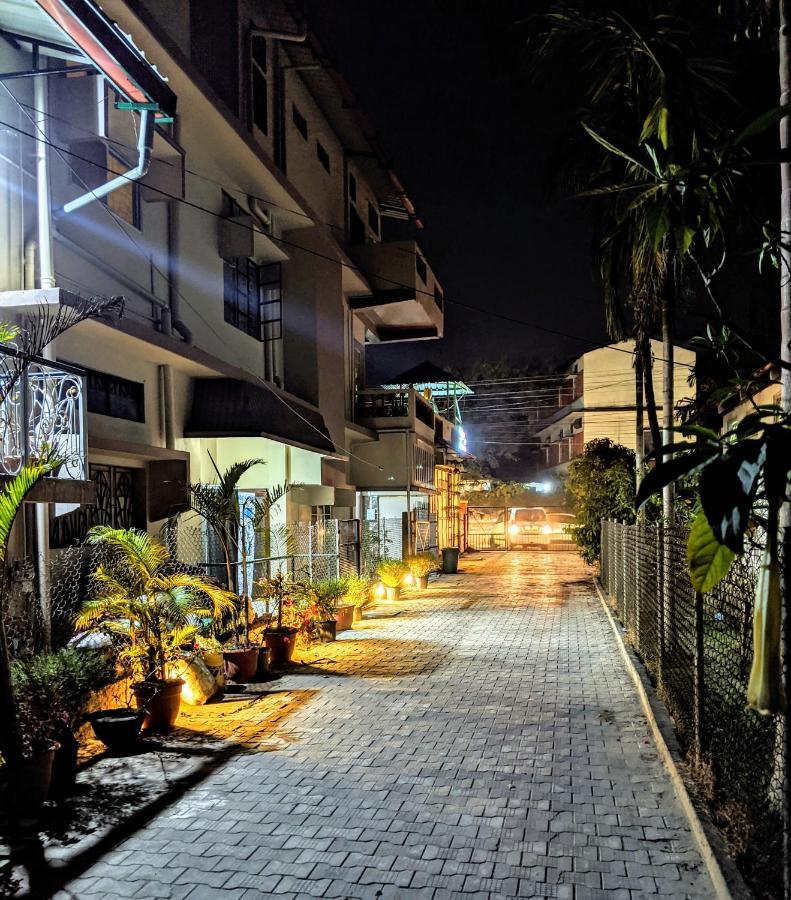 Townhouse - The Urban Inn Dibrugarh Exterior foto